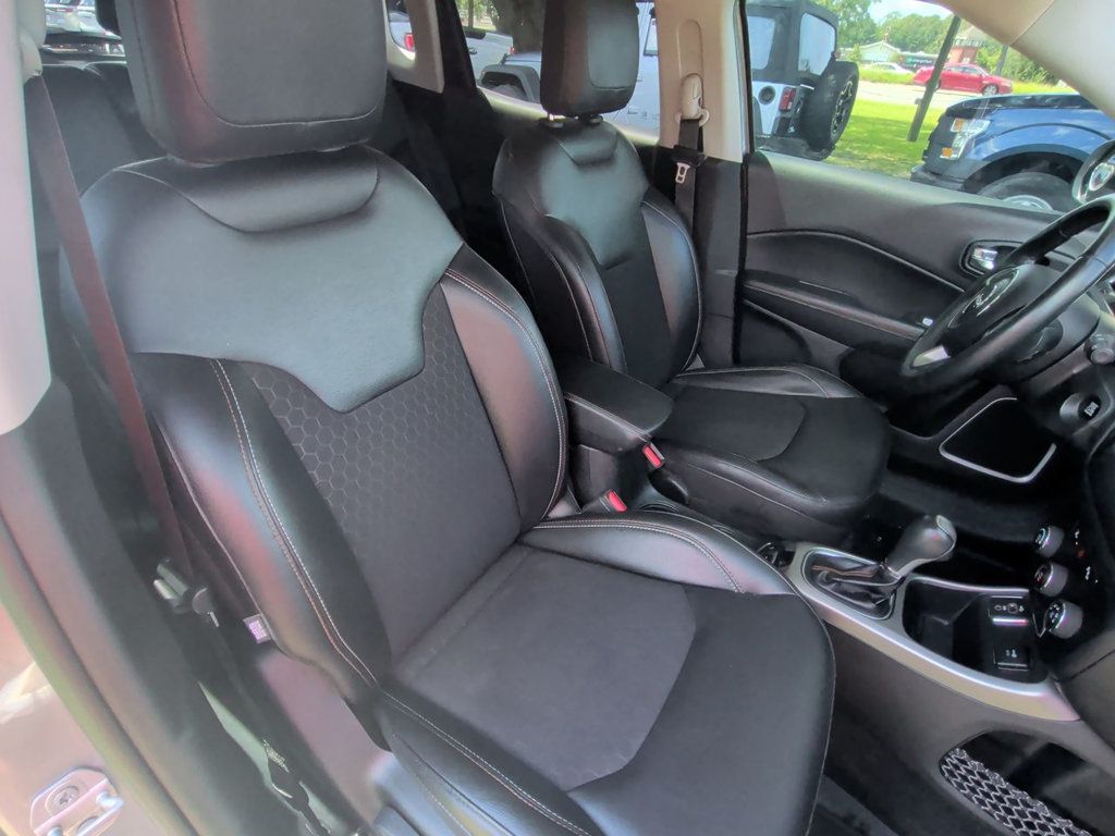 Jeep Compass LATITUDE photo 20