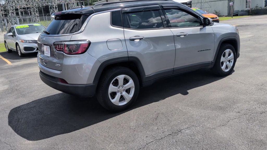 Jeep Compass LATITUDE photo 8