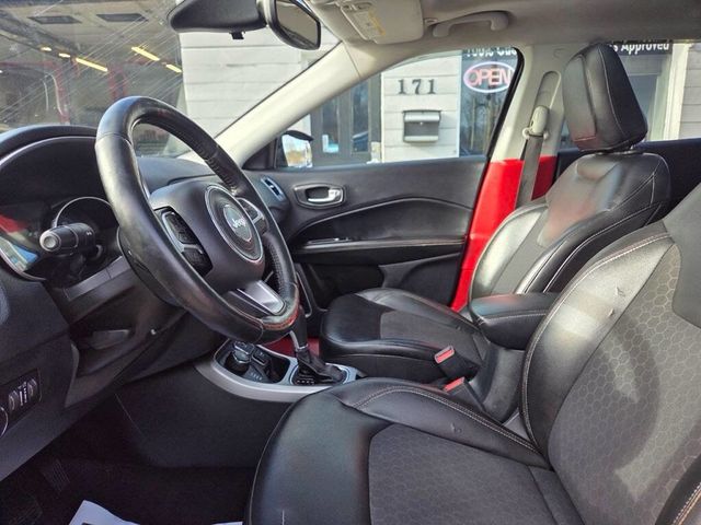 2018 Jeep Compass Latitude 4x4 - 22987392 - 9