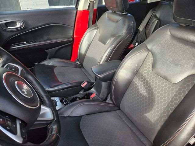 2018 Jeep Compass Latitude 4x4 - 22987392 - 10