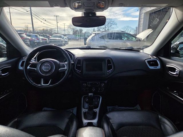 2018 Jeep Compass Latitude 4x4 - 22987392 - 14