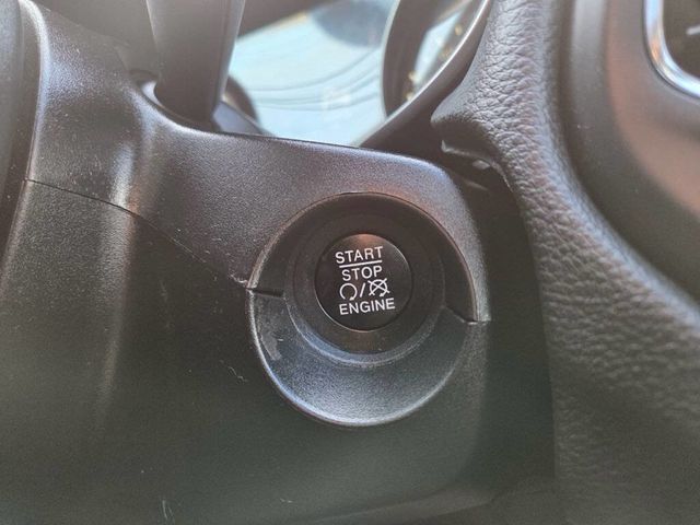 2018 Jeep Compass Latitude 4x4 - 22987392 - 23