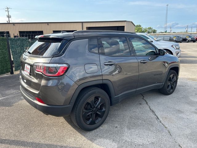 2018 Jeep Compass Latitude 4x4 - 23045283 - 3