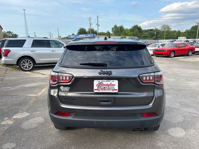 2018 Jeep Compass Latitude 4x4 - 23045283 - 4