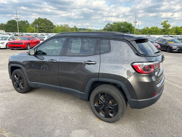 2018 Jeep Compass Latitude 4x4 - 23045283 - 5