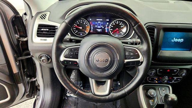 2018 Jeep Compass Latitude 4x4 - 23082790 - 12