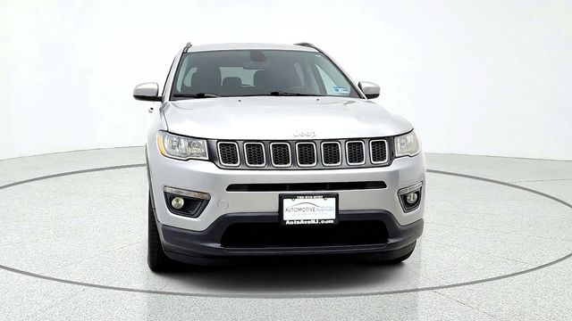 2018 Jeep Compass Latitude 4x4 - 23082790 - 1