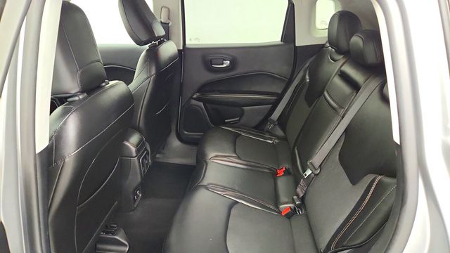 2018 Jeep Compass Latitude 4x4 - 23082790 - 19