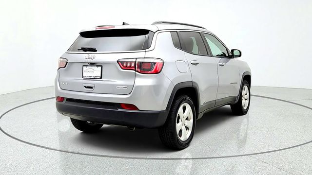 2018 Jeep Compass Latitude 4x4 - 23082790 - 4