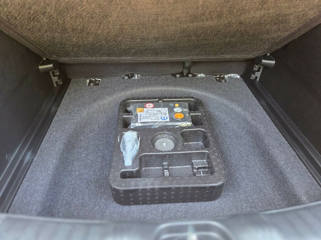 2018 Jeep Compass North Edition Latitude photo 13