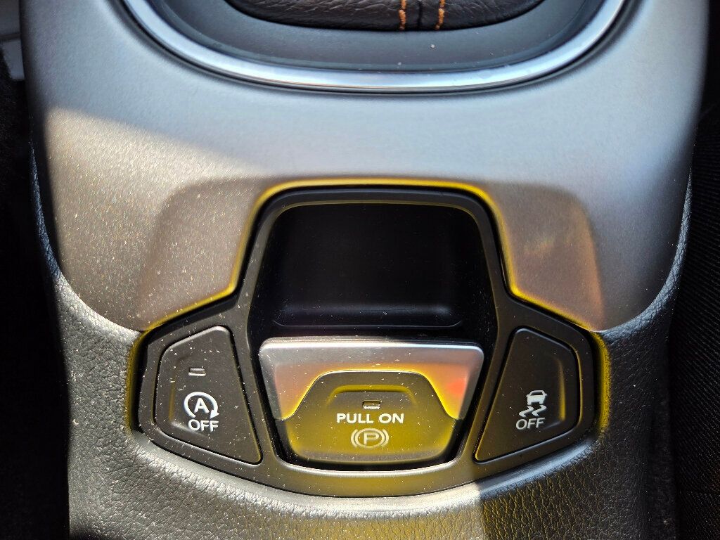 2018 Jeep Compass North Edition Latitude photo 24