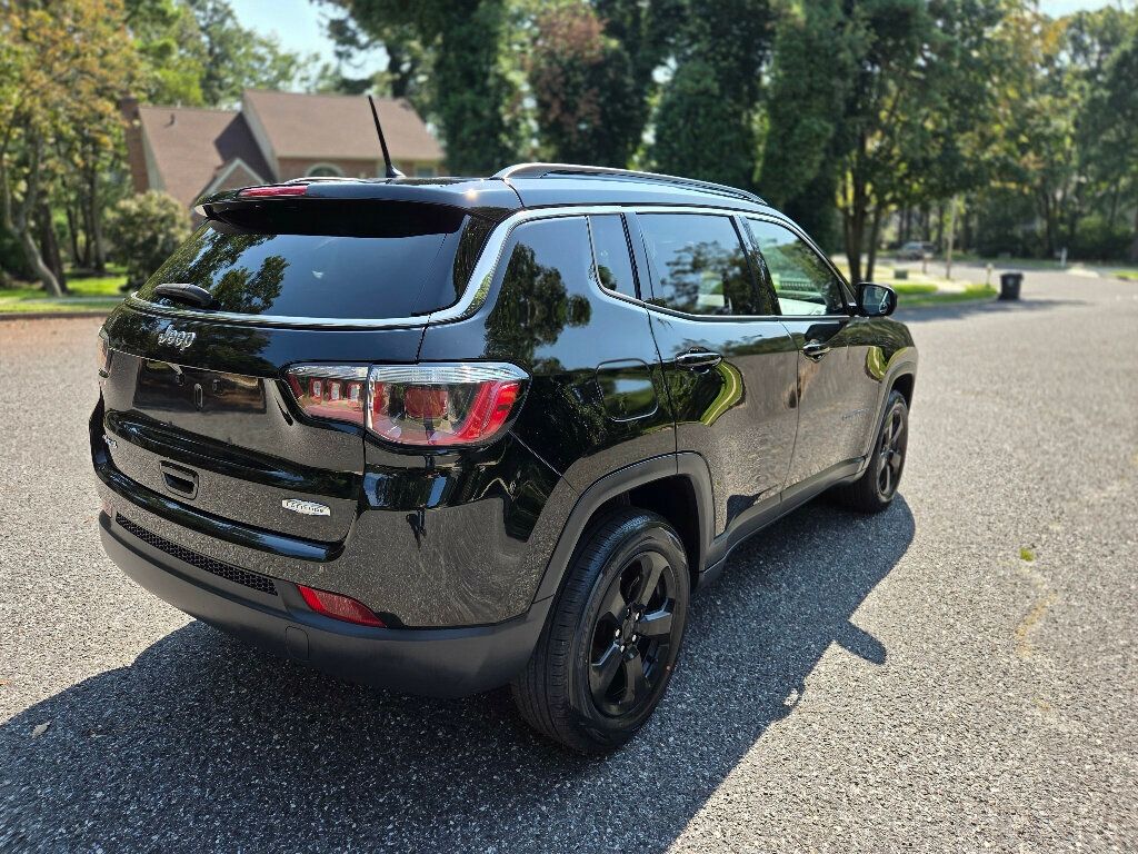 2018 Jeep Compass North Edition Latitude photo 2