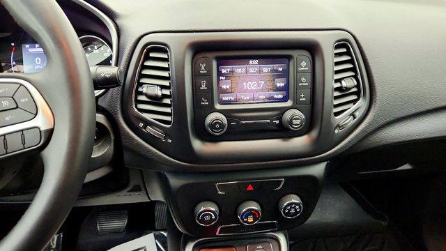 2018 Jeep Compass Latitude 4x4 - 23093239 - 15