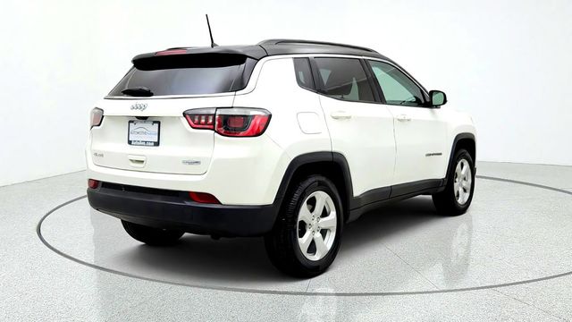 2018 Jeep Compass Latitude 4x4 - 23093239 - 4
