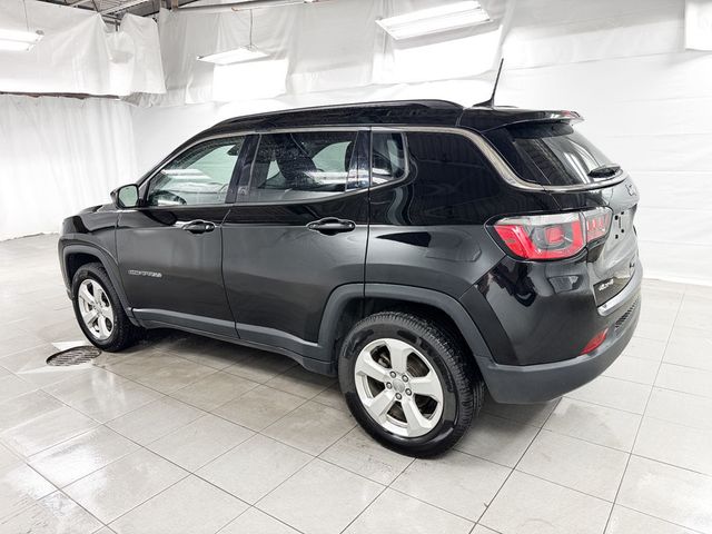 2018 Jeep Compass Latitude 4x4 - 22989330 - 3