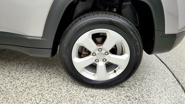 2018 Jeep Compass Latitude 4x4 w/ Popular Equipment Group - 23082790 - 8