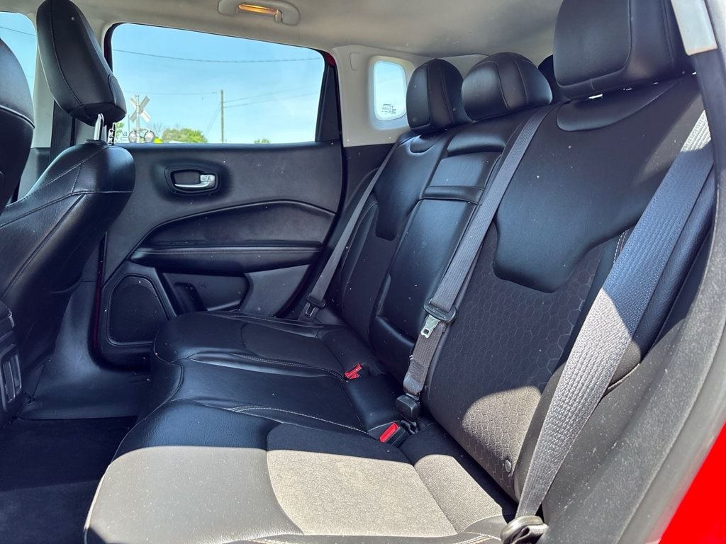 2018 Jeep Compass Latitude Sport Utility 4D - 23025154 - 11
