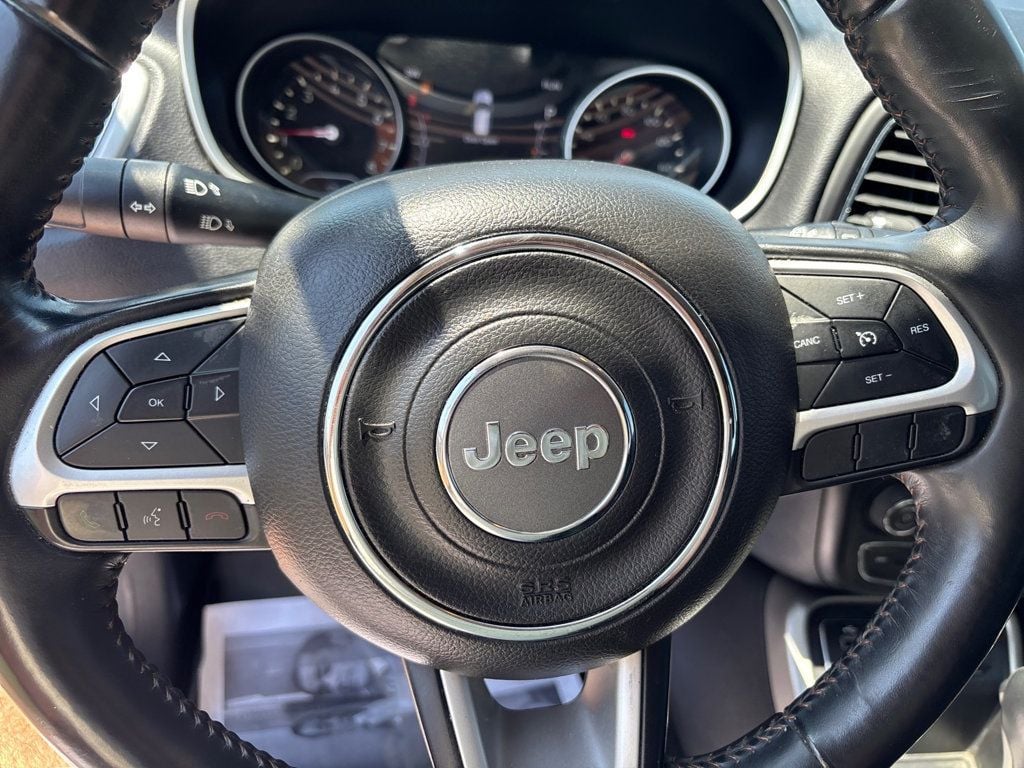 2018 Jeep Compass Latitude Sport Utility 4D - 23025154 - 5