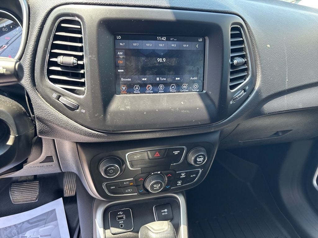 2018 Jeep Compass Latitude Sport Utility 4D - 23025154 - 7