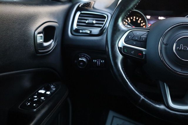 2018 Jeep Compass Limited - 23075497 - 30