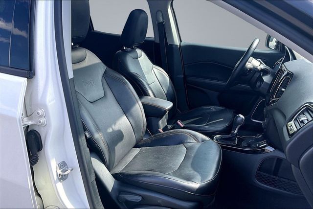 2018 Jeep Compass Limited 4x4 - 23019288 - 13