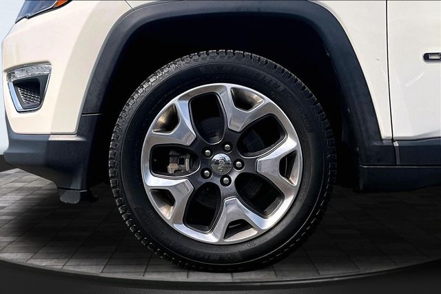 2018 Jeep Compass Limited 4x4 - 23019288 - 37
