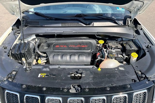 2018 Jeep Compass Limited 4x4 - 23019288 - 38