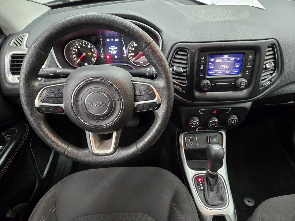 2018 Jeep Compass Sport FWD - 22968986 - 9