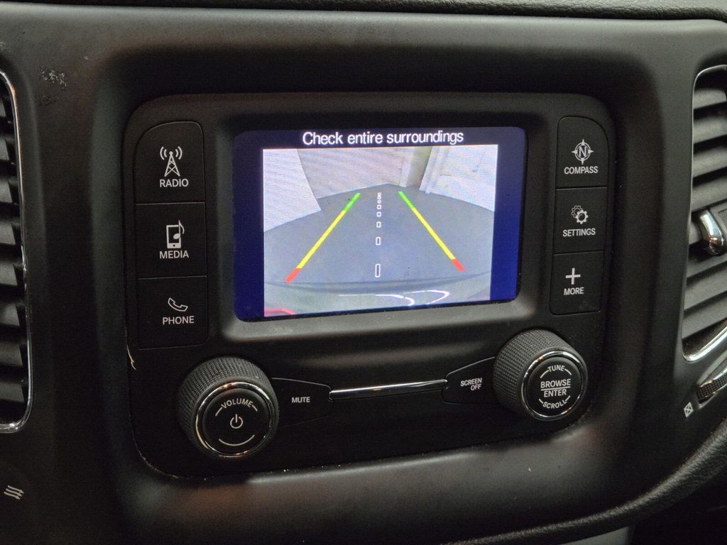 2018 Jeep Compass Sport FWD - 22968986 - 18