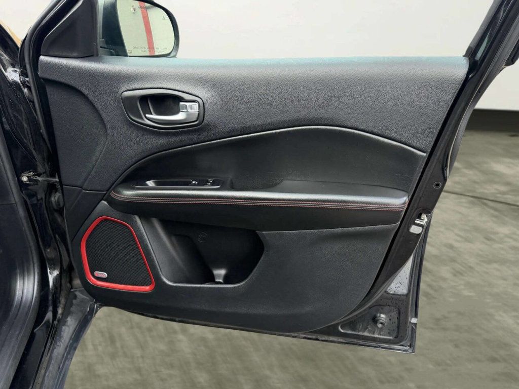 2018 Jeep Compass Trailhawk 4x4 - 22970211 - 23