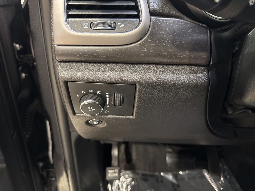 2018 Jeep Grand Cherokee Altitude 4x4 - 23001961 - 17
