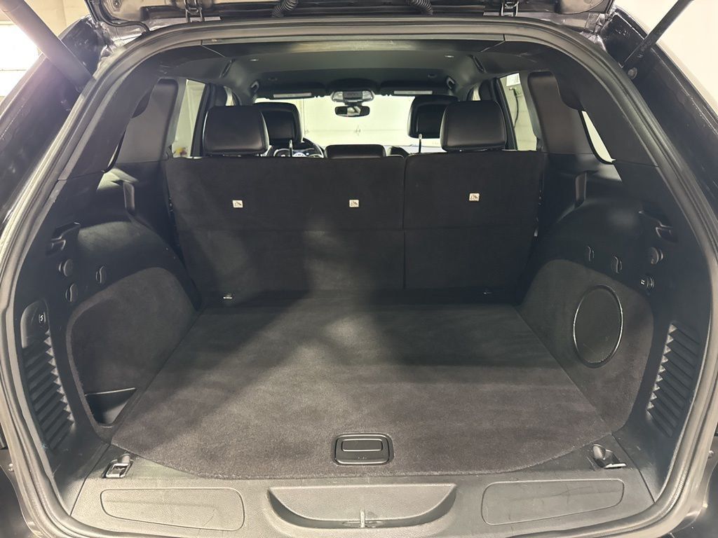 2018 Jeep Grand Cherokee Altitude 4x4 - 23001961 - 39