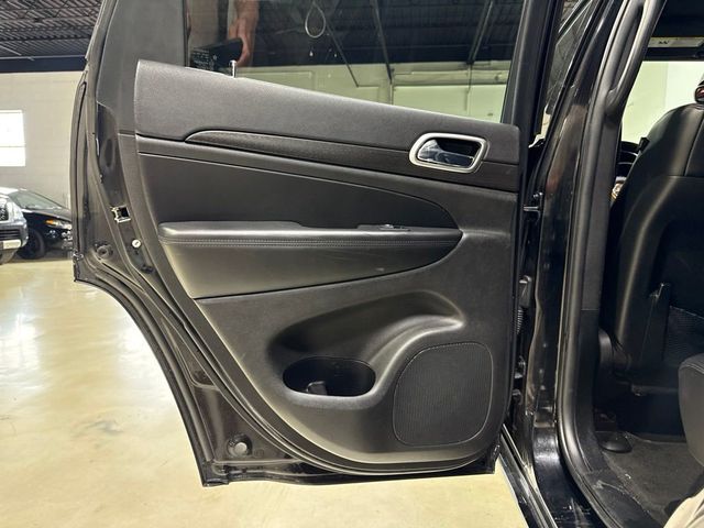 2018 Jeep Grand Cherokee Altitude 4x4 - 23068615 - 22