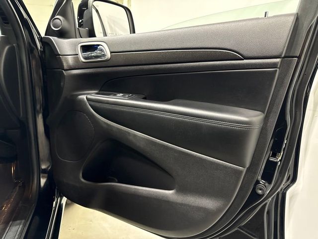 2018 Jeep Grand Cherokee Altitude 4x4 - 23068615 - 27