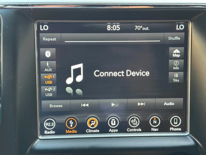 2018 Jeep Grand Cherokee Altitude 4x4 - 22884313 - 37