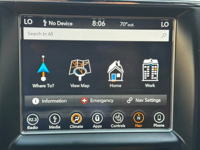 2018 Jeep Grand Cherokee Altitude 4x4 - 22884313 - 42
