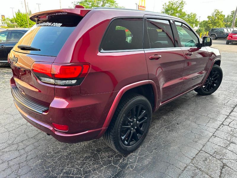2018 Jeep Grand Cherokee Altitude 4x4 - 22884313 - 4