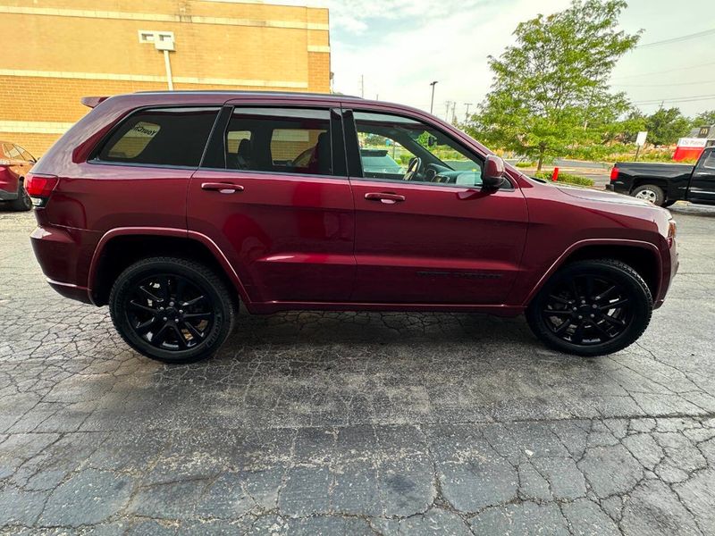 2018 Jeep Grand Cherokee Altitude 4x4 - 22884313 - 5
