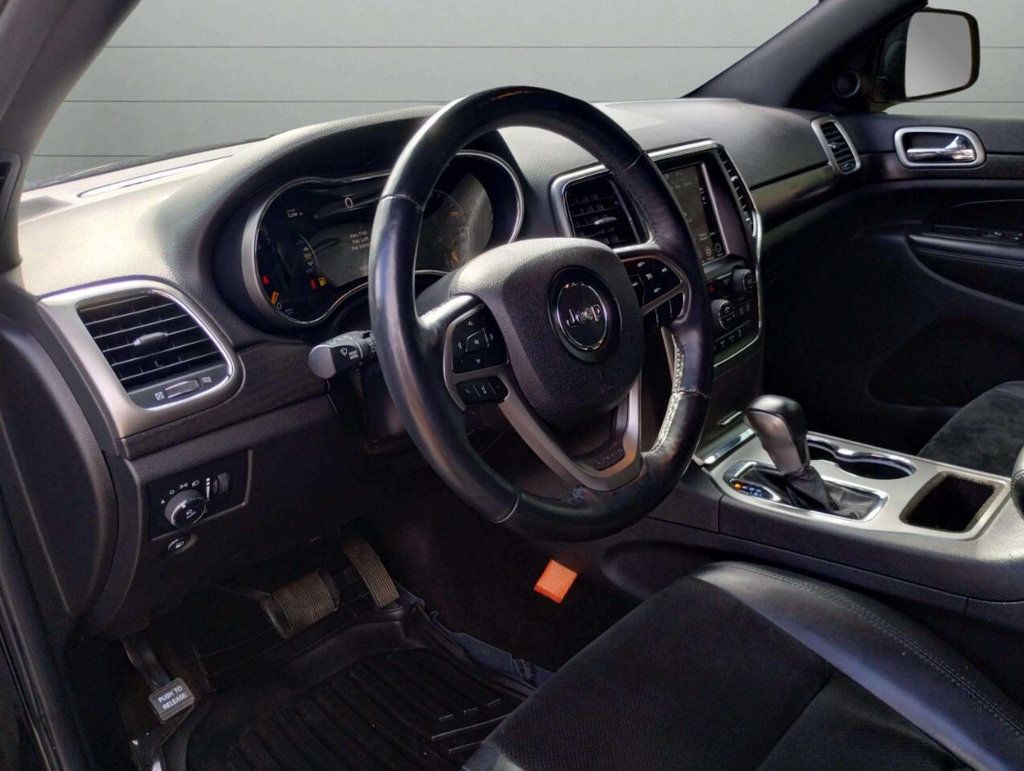 2018 Jeep Grand Cherokee Altitude 4x4 - 22930537 - 14