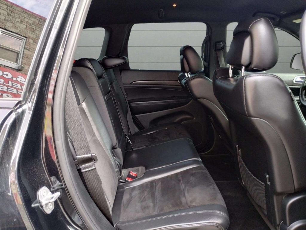 2018 Jeep Grand Cherokee Altitude 4x4 - 22930537 - 19