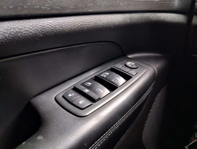 2018 Jeep Grand Cherokee Altitude 4x4 - 22930537 - 27