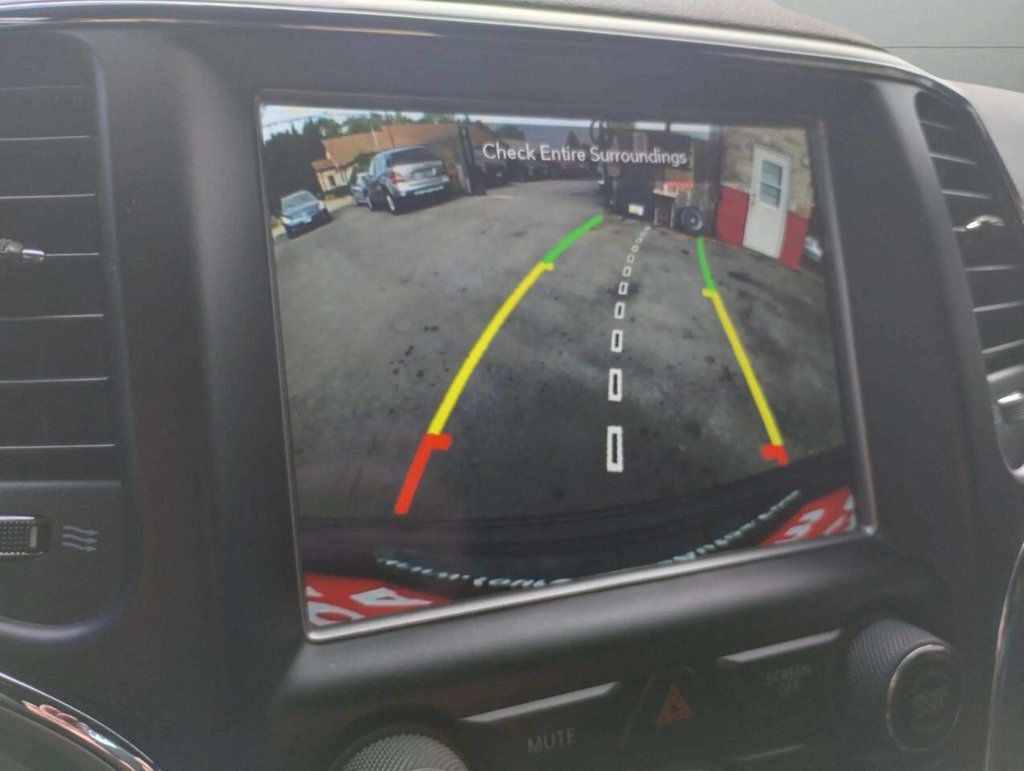 2018 Jeep Grand Cherokee Altitude 4x4 - 22930537 - 34