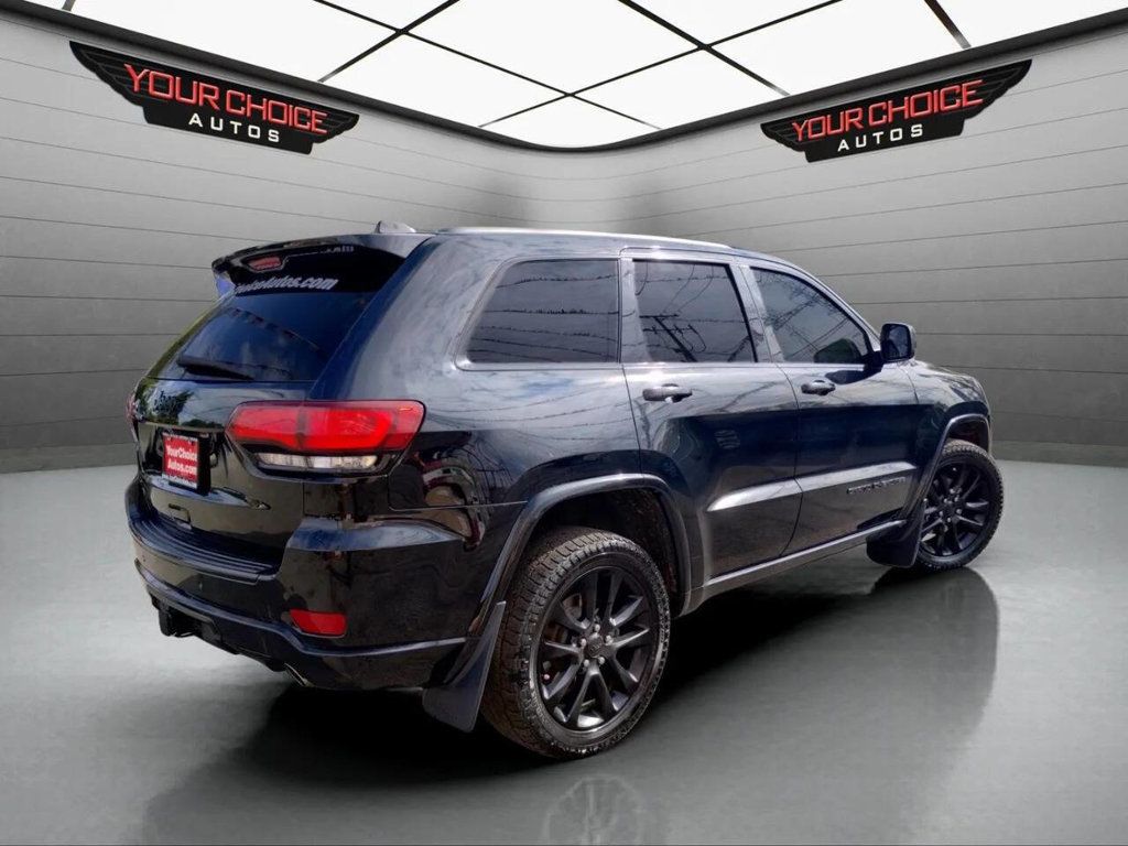 2018 Jeep Grand Cherokee Altitude 4x4 - 22930537 - 4