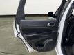 2018 Jeep Grand Cherokee Altitude 4x4 - 23056010 - 16