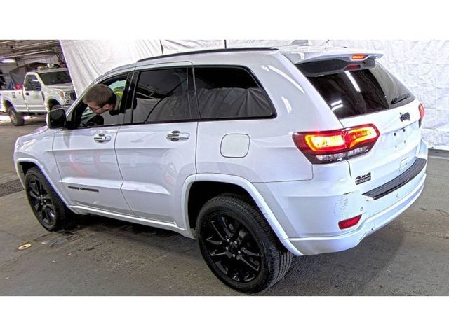 2018 Jeep Grand Cherokee Altitude 4x4 - 22969586 - 3