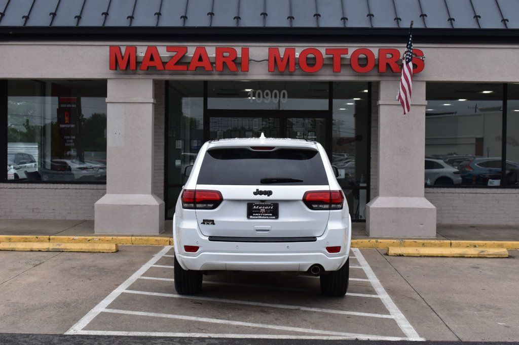 2018 Jeep Grand Cherokee Altitude 4x4 *Ltd Avail* - 23030051 - 9