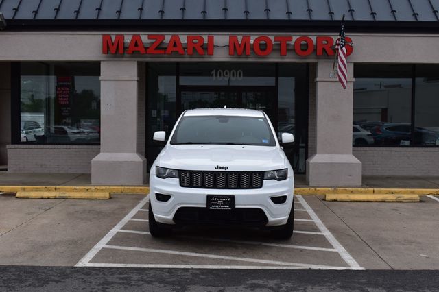 2018 Jeep Grand Cherokee Altitude 4WD's photo