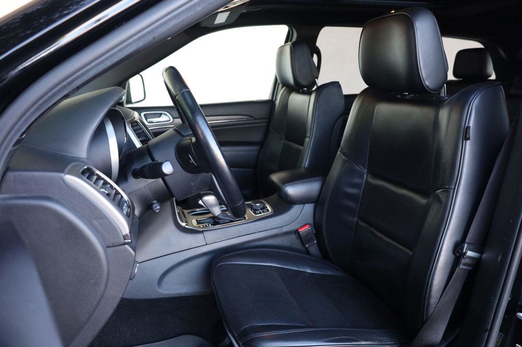 Jeep Grand Cherokee photo 18