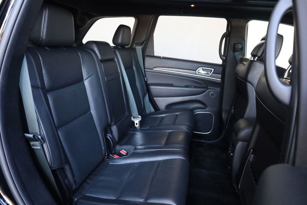 Jeep Grand Cherokee photo 26