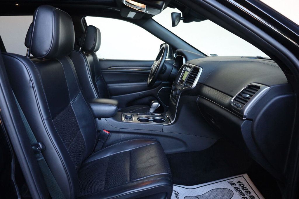 Jeep Grand Cherokee photo 29